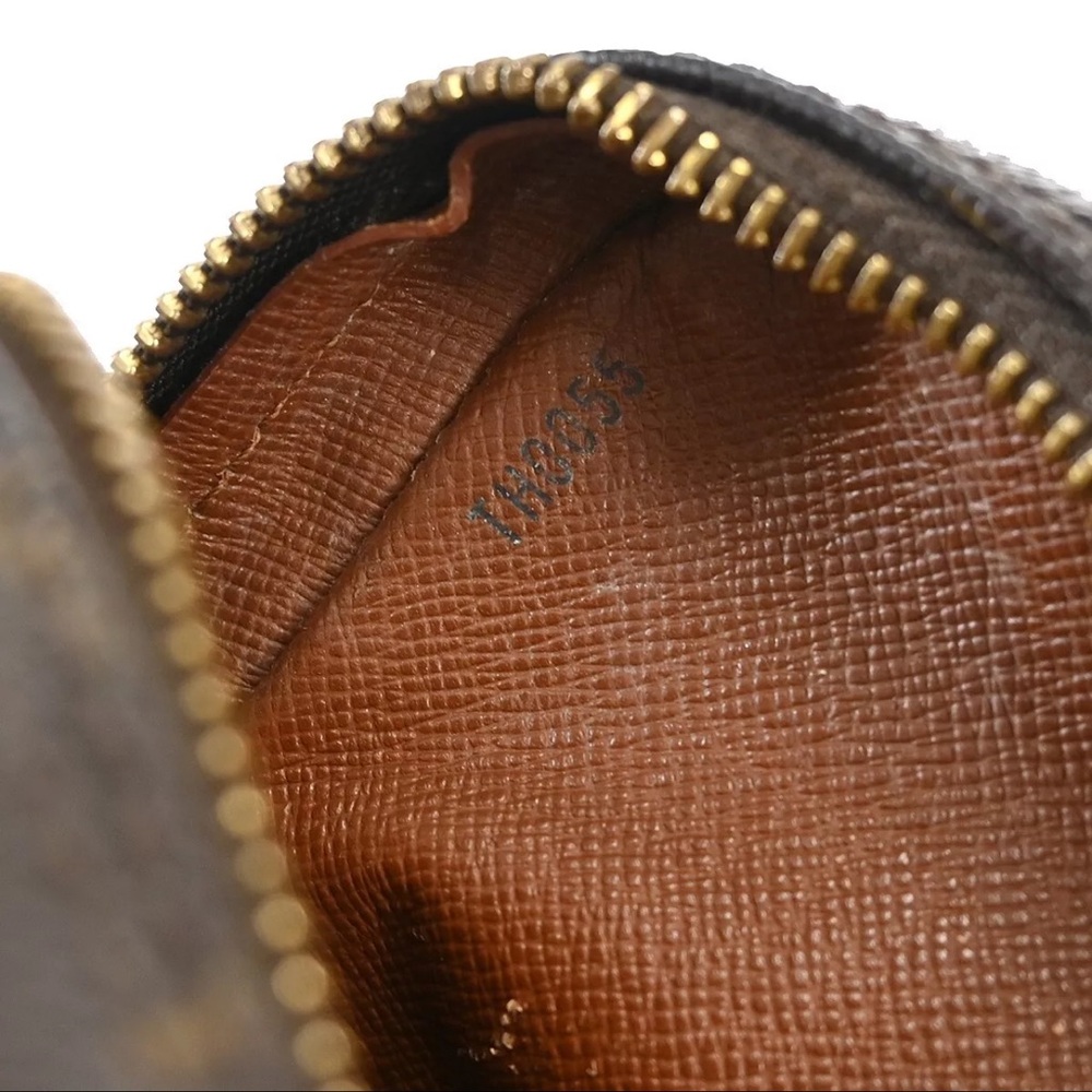 GUC Louis Vuitton Amazon Crossbody Bag - Picture 7 of 10